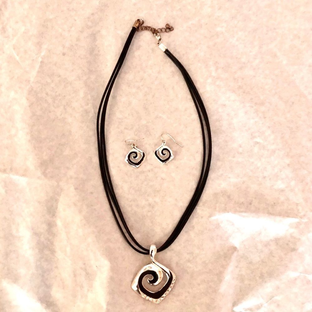 Earrings and Necklace set